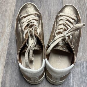 Soludos White and Gold Sneakers Womens Lace Up Size 8.0